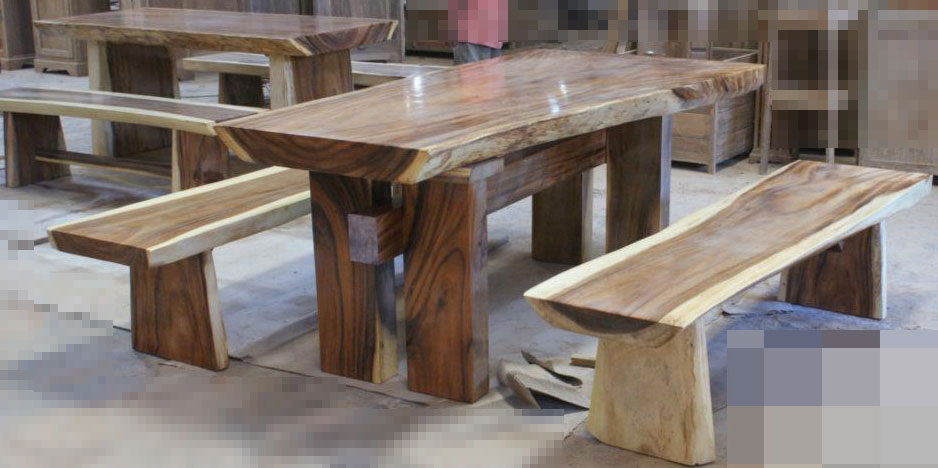 WOOD DINING TABLE