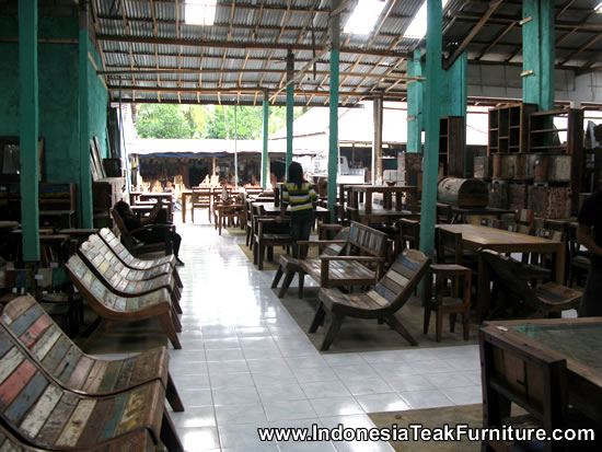 Photo11 Recycled Boat Timber Furniture Shop Bali