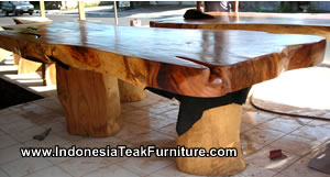 TEAK WOOD DINING TABLE FROM INDONESIA