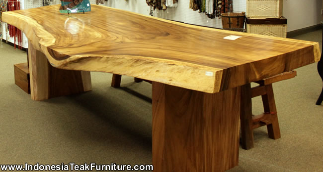 WOODEN TABLE MANUFACTURER