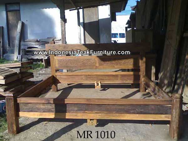 Old Teak Wood Bed Java Bali Indonesia